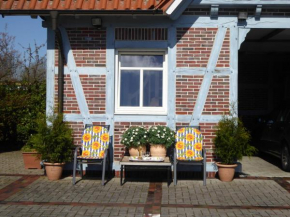 Casa Carina Ferienhaus, Oberwohnung mit kleinem Sonnenbalkon und Terrasse